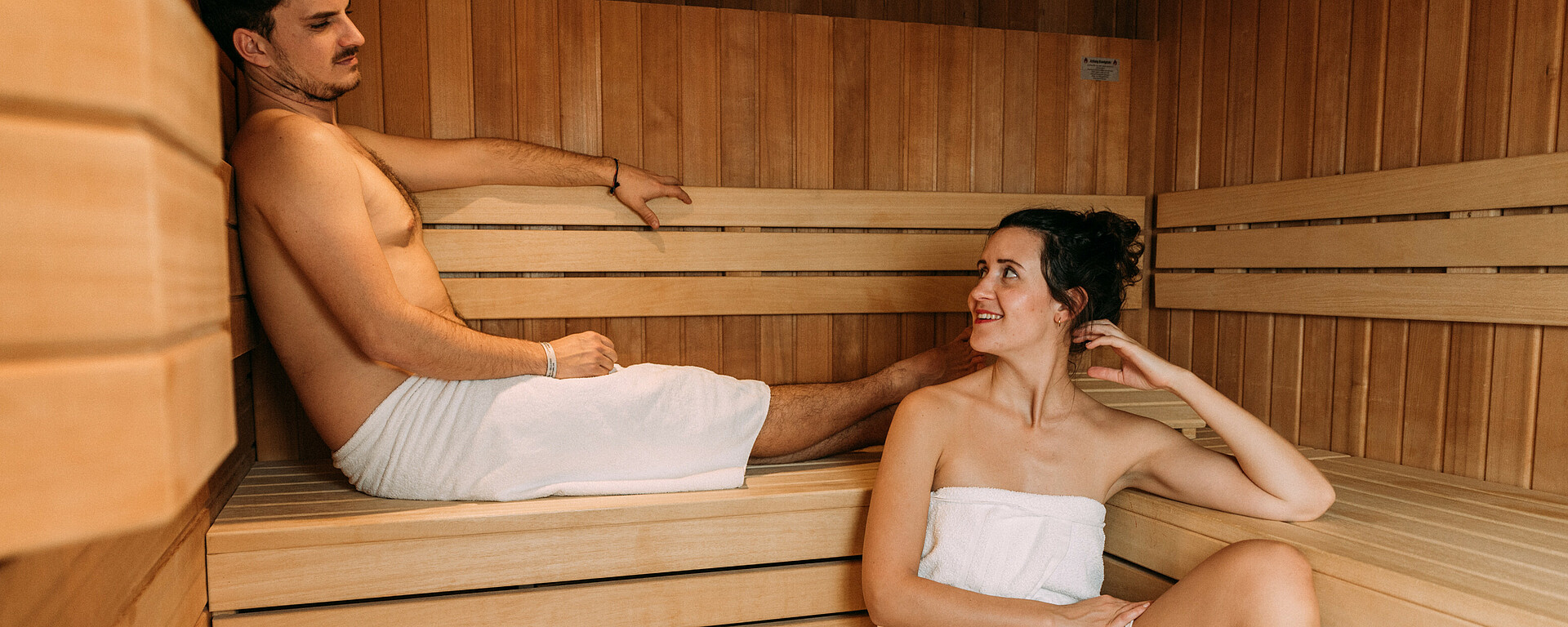 Paar in der Sauna im Hotel Bären Titisee Neustadt Schwarzwald